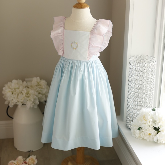 Pinafore Dress Aqua Blue Pink Hand Embroidered Boutique tea Party Size 5 NWOT - Picture 1 of 6